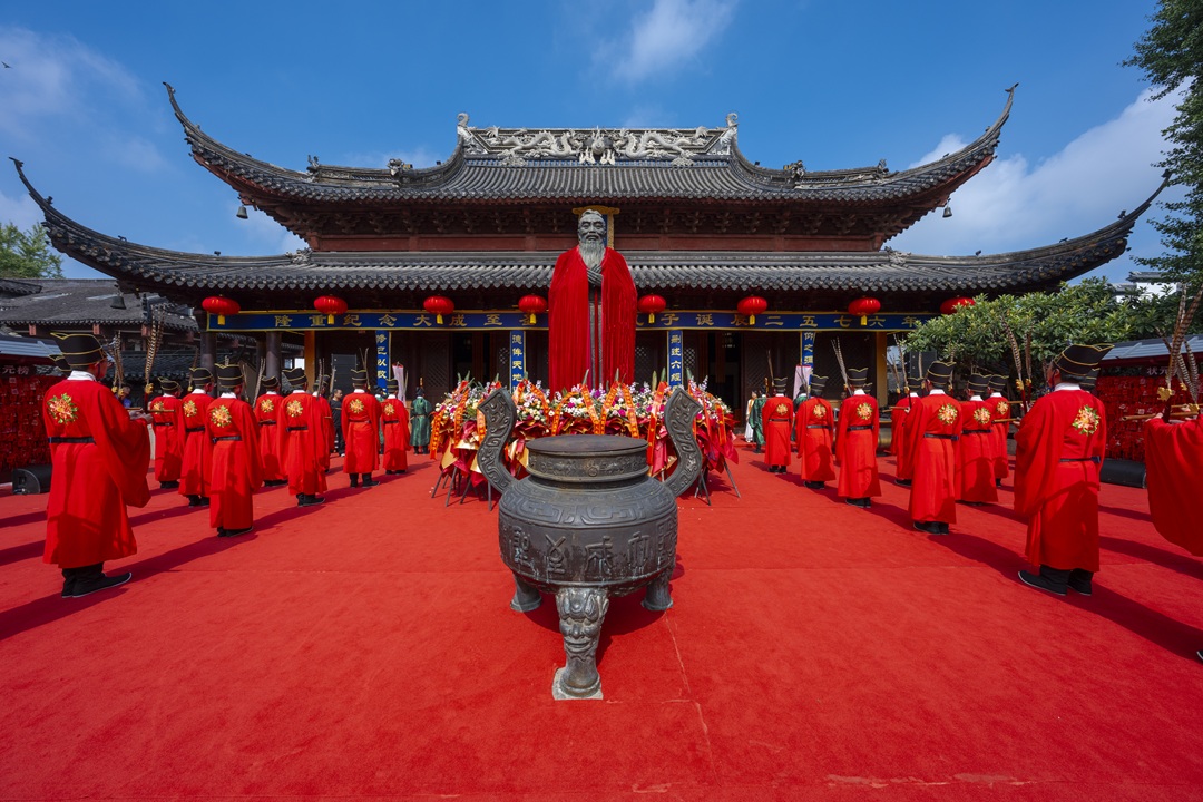 弘扬千年文脉,金高职学子助力祭孔盛典