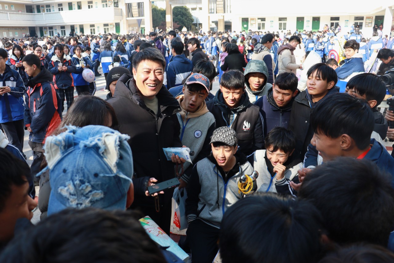 10. 教师.jpg