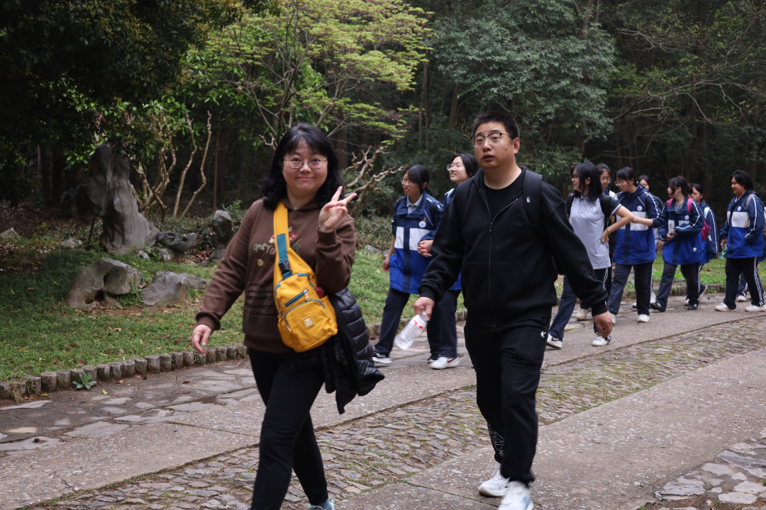 11. 沿途负责老师.png